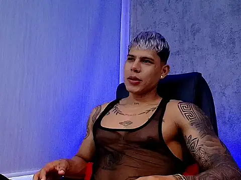 Snapshot of oruz_stud chatting on 02-27-26, 01:33 oruz stud online show from 02-27-26, 01:33