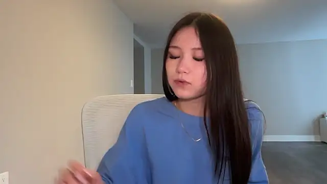 luvvivii online show from 06-22-26, 07:22