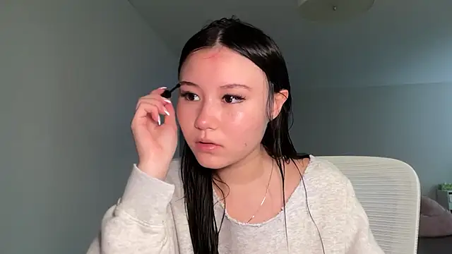 luvvivii online show from 07-21-26, 03:14