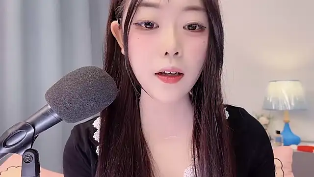 smalldaisy online show from 04-04-26, 02:32