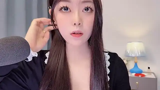 smalldaisy online show from 04-25-26, 02:03