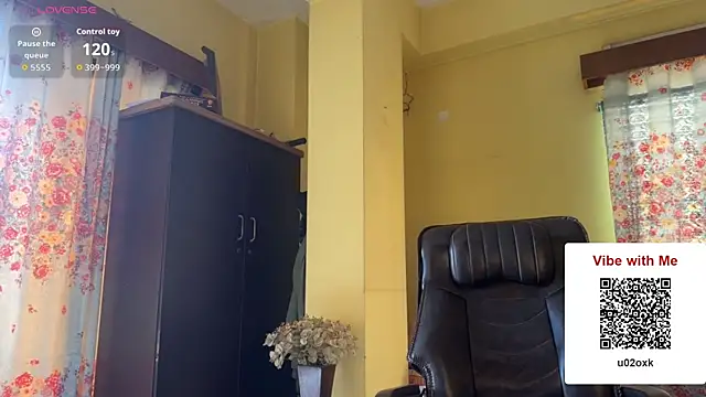 tooexpensive online show from 04-23-26, 04:57