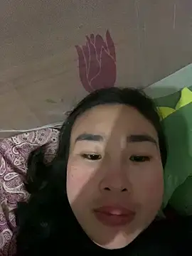 cuteelasa online show from 12-21-25, 05:47