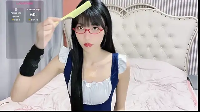 zhnmjx2025 online show from 12-21-25, 02:46