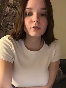 ElenaMariee online show from 12-20-25, 10:06