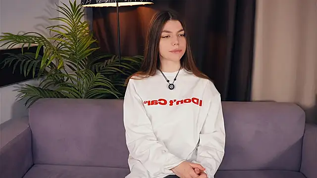 NeidaGowing online show from 12-21-25, 08:10