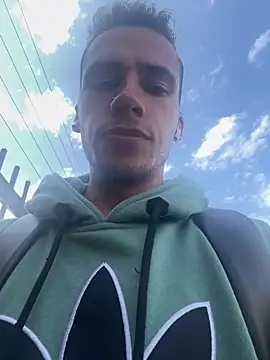 Snapshot of Deimon_hot1 chatting on 12-19-25, 08:05 Deimon hot1 online show from 12-19-25, 08:05