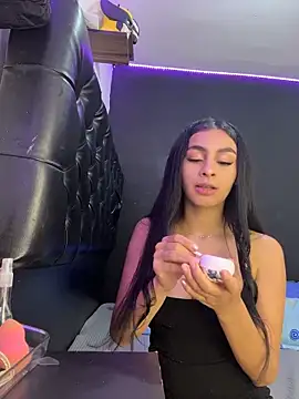 ManuelaEvans  online show from 02-12-26, 09:32