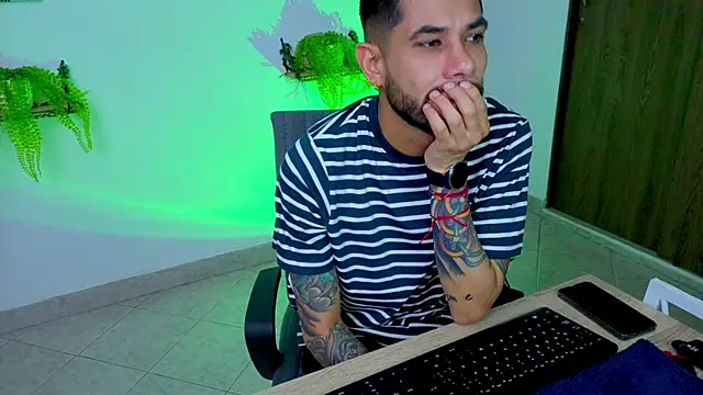 RexLive Medusa online show from 12-20-25, 02:24