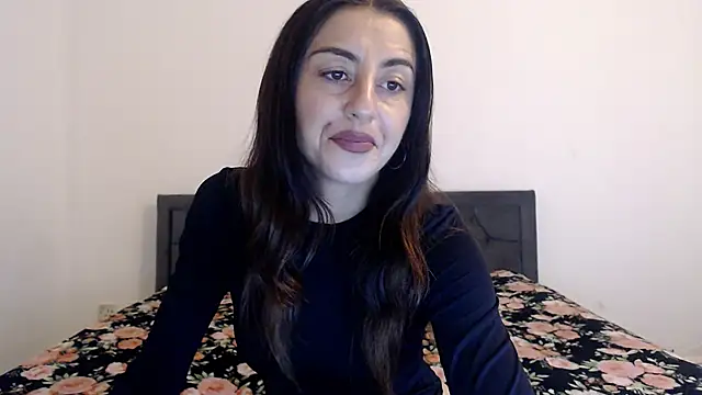 Snapshot of Stella_John chatting on 09-28-25, 06:52 Stella John online show from 09-28-25, 06:52