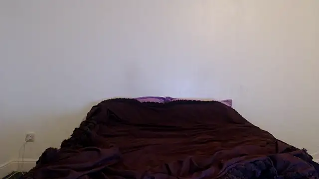 Stella John online show from 04-21-26, 04:41