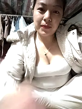 Lucky cutee online show from 04-24-26, 11:34