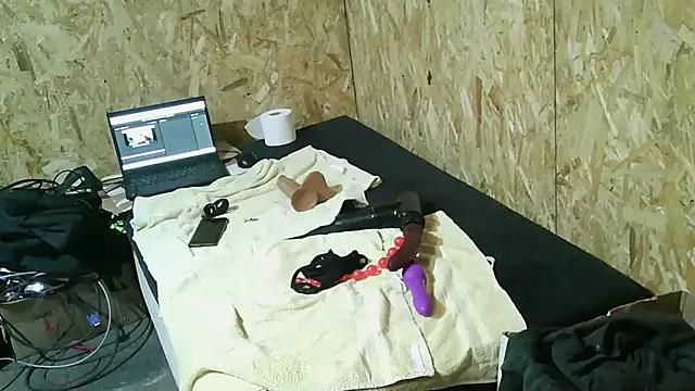 97sexboy97 online show from 02-15-26, 07:38