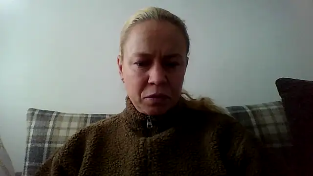 jennyblondeuk online show from 02-26-26, 03:11