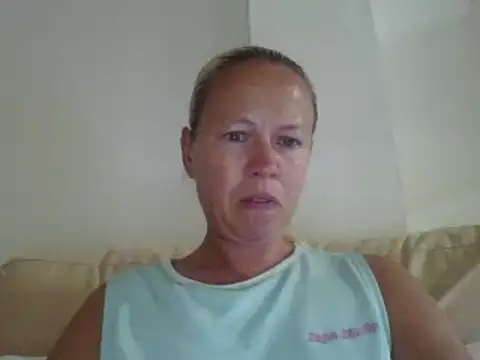 jennyblondeuk online show from 06-11-26, 08:29