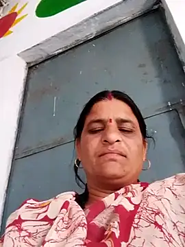 CUTE Ishpa online show from 02-06-26, 05:01