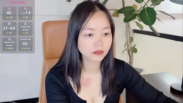 Yuer-77 online show from 01-17-26, 10:42