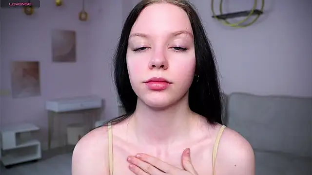 Snapshot of ElmiraShivley chatting on 02-22-26, 03:29 ElmiraShivley online show from 02-22-26, 03:29