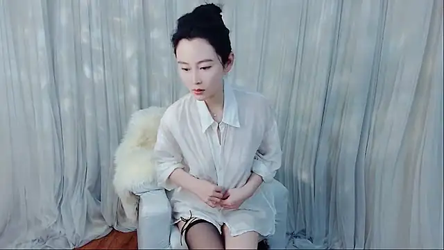 HCOCO online show from 04-23-26, 01:57