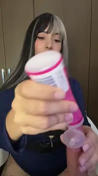 EmmaInPink online show from 03-06-26, 04:58