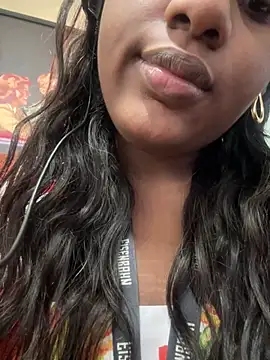 amorasecy online show from 03-25-26, 06:58