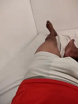 Snapshot of gaybandung chatting on 12-20-25, 05:20 gaybandung online show from 12-20-25, 05:20