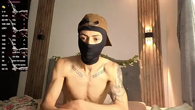 Snapshot of cute_emmma chatting on 05-04-26, 11:28 cute emmma online show from 05-04-26, 11:28