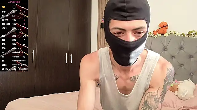 Snapshot of cute_emmma chatting on 05-09-26, 11:48 cute emmma online show from 05-09-26, 11:48