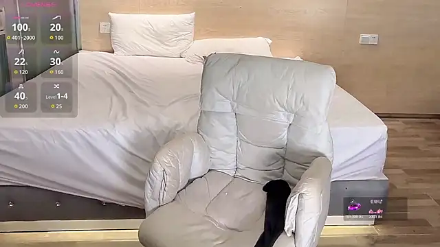 Snapshot of SL-99 chatting on 02-21-26, 04:08 SL-99 online show from 02-21-26, 04:08