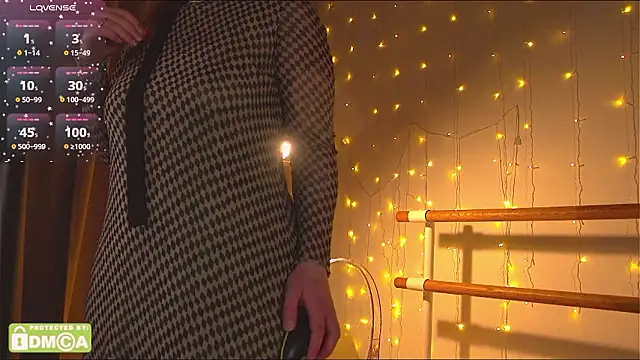 Snapshot of jennifernolan chatting on 02-27-26, 01:00 jennifernolan online show from 02-27-26, 01:00