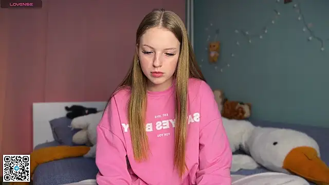 Snapshot of steffi_meoww chatting on 01-11-26, 08:03 steffi meoww online show from 01-11-26, 08:03