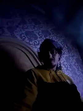 Eldiablo2055 online show from 12-22-25, 04:20