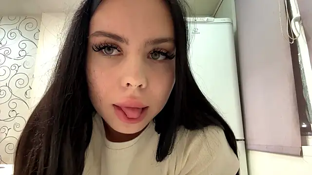 CherlyKeiper online show from 12-21-25, 03:30