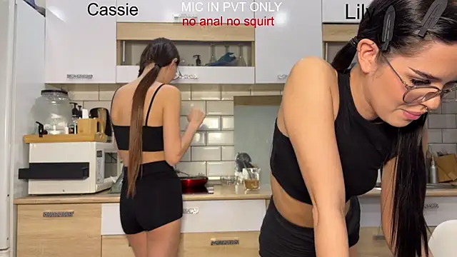 girls secrets online show from 01-12-26, 05:18