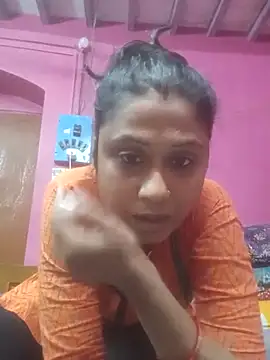 Hooghlypinkivabi online show from 02-13-26, 01:18