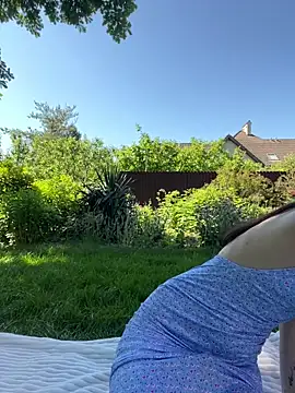 LuxBrunette  online show from 06-05-26, 06:20