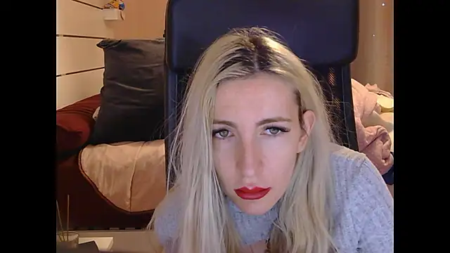 Snapshot of BarbieBlondieGirl chatting on 01-16-26, 05:39 BarbieBlondieGirl online show from 01-16-26, 05:39
