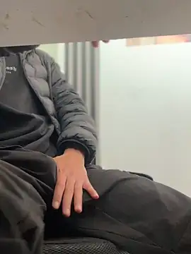 Latin Paisa Boy online show from 03-21-26, 09:29