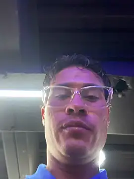 Latin Paisa Boy online show from 05-27-26, 04:37