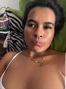 Snapshot of Chloe_cortes chatting on 05-17-26, 07:32 Chloe cortes online show from 05-17-26, 07:32