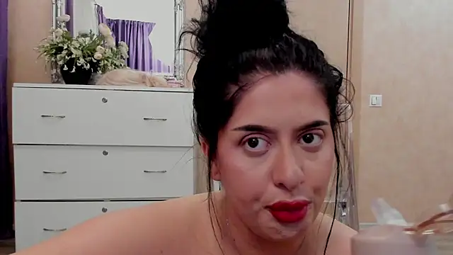 NayaNoirX online show from 04-25-26, 06:27