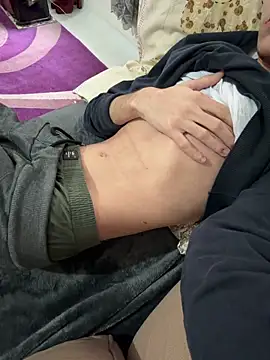 usr172727 online show from 12-22-25, 09:06