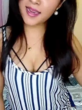 Saumyy online show from 04-22-26, 06:42