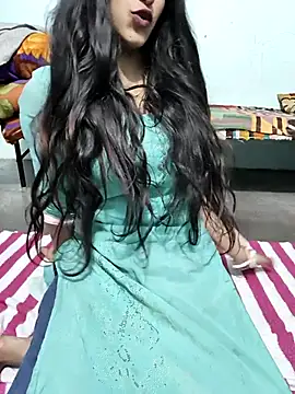 Yours-Zeenat online show from 02-16-26, 08:43