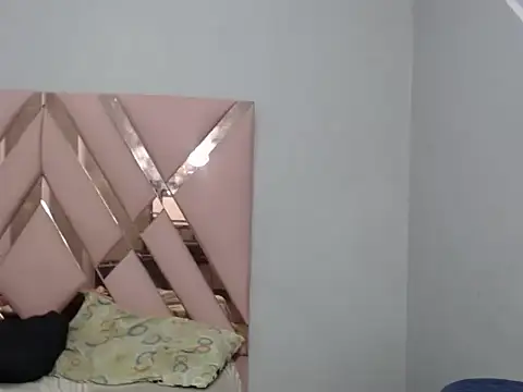 latina ts july online show from 02-21-26, 07:53