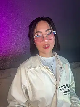 luna gv online show from 01-17-26, 10:09