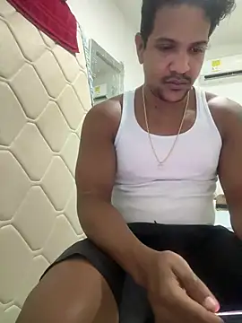 Snapshot of bigdick211292 chatting on 07-25-26, 03:20 bigdick211292 online show from 07-25-26, 03:20