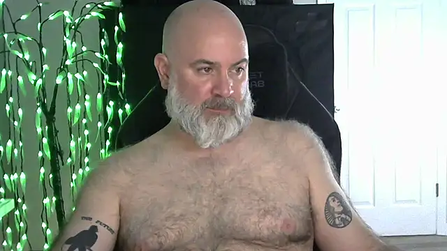 XJJ77x online show from 04-25-26, 01:19