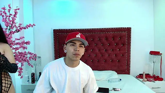 Snapshot of Jaden_and_sofia chatting on 05-26-26, 03:13 Jaden and sofia online show from 05-26-26, 03:13