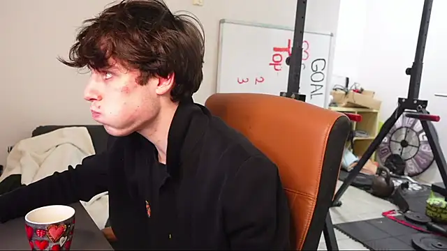 Snapshot of Daniel_Shawnn chatting on 01-14-26, 07:30 Daniel Shawnn online show from 01-14-26, 07:30